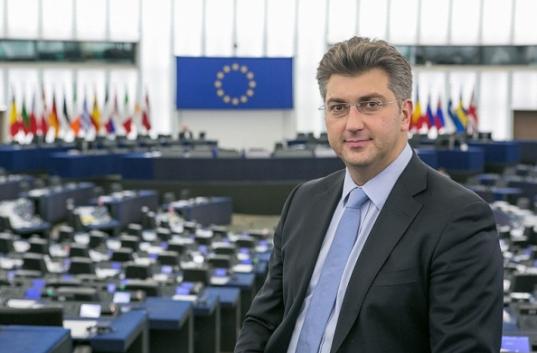 В Европарламенте создадут Комитет ассоциации с Украиной В Европарламенте создадут Комитет ассоциации с Украиной