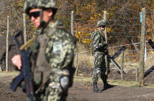 Progetto "il muro": come Ucraina cstruisce il vero confine con la Russia (foto) Progetto "il muro": come Ucraina cstruisce il vero confine con la Russia (foto)