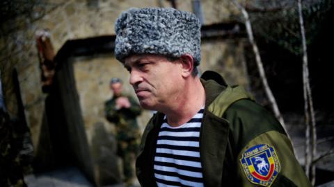 Атаман боевиков "ДНР": В Марьинке наша артиллерия стреляла по нашим же бойцам Атаман боевиков "ДНР": В Марьинке наша артиллерия стреляла по нашим же бойцам