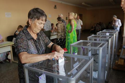 Цена - больше, чем мандат: главные последствия скандальных выборов в Чернигове Цена - больше, чем мандат: главные последствия скандальных выборов в Чернигове