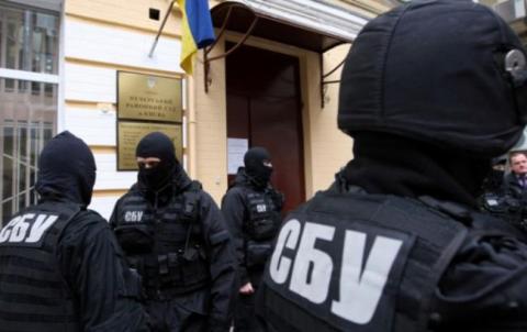 В Киеве задержали подполковника милиции за взятку В Киеве задержали подполковника милиции за взятку