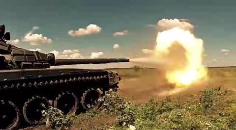 Будни бойцов батальона "Донбасс-Украина" (ВИДЕО) Будни бойцов батальона "Донбасс-Украина" (ВИДЕО)