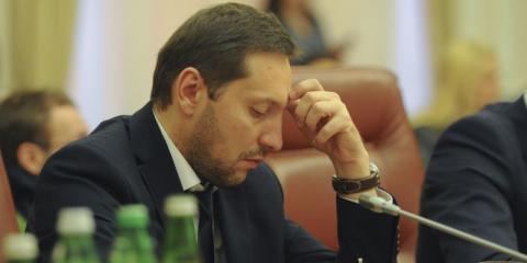 Главный цензор страны Юрий Стець зарабатывает 8 тысяч гривен в месяц Главный цензор страны Юрий Стець зарабатывает 8 тысяч гривен в месяц