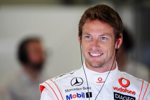 Известного гонщика Formula 1 усыпили и обокрали во Франции Известного гонщика Formula 1 усыпили и обокрали во Франции