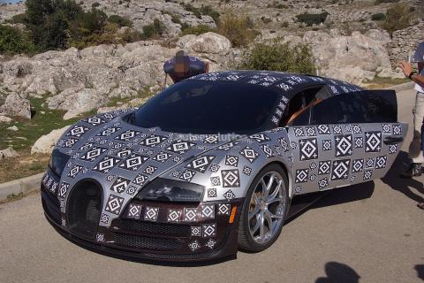 Bugatti Veyron - больше не король среди авто: встречайте Chiron (ФОТО) Bugatti Veyron - больше не король среди авто: встречайте Chiron (ФОТО)