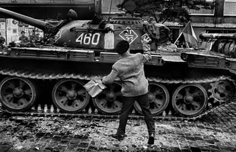 Этот день в истории. Советская интервенция в Чехословакию Этот день в истории. Советская интервенция в Чехословакию