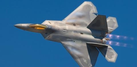 США перебросили истребители в Европу США перебросили истребители в Европу
