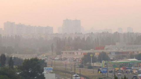 Столицу затягивает дымом Столицу затягивает дымом