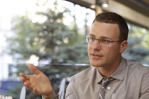Кадровые потери НБУ: Леонид Антоненко покинул ведущую должность из-за отсутствия реформ Кадровые потери НБУ: Леонид Антоненко покинул ведущую должность из-за отсутствия реформ