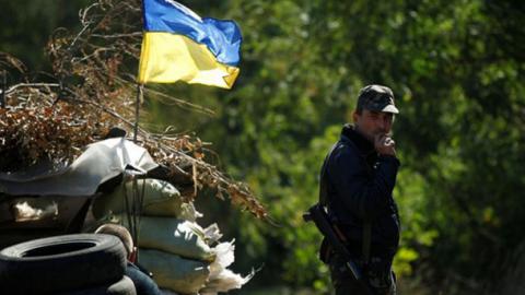 Боевики продолжают хаотично обстреливать украинских военных Боевики продолжают хаотично обстреливать украинских военных