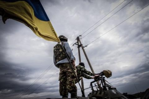 Порошенко озвучил страшную статистику о погибших на востоке Украины