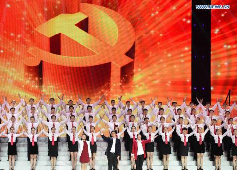 В Китае - "все в порядке!" Или как проходит празднование "счастливой" годовщины создания КНР (ФОТО, ВИДЕО) В Китае - "все в порядке!" Или как проходит празднование "счастливой" годовщины создания КНР (ФОТО, ВИДЕО)
