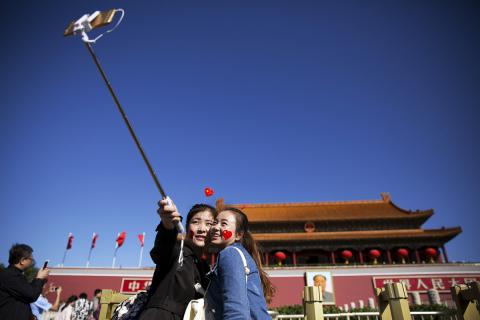 В Китае - "все в порядке!" Или  как проходит празднование "счастливой" годовщины создания КНР (ФОТО, ВИДЕО) 