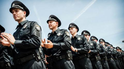 В МВД рассказали об уровне доверия среди граждан к новой полиции В МВД рассказали об уровне доверия среди граждан к новой полиции