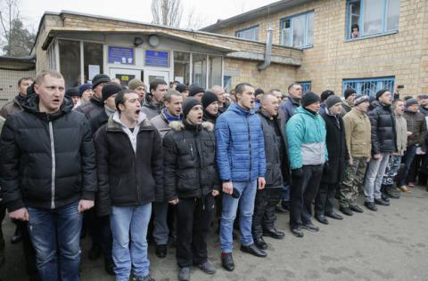 В Украине изменен срок контрактной службы