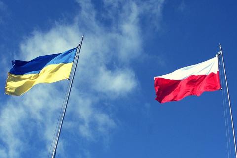 Польша начала обучение украинских военнослужащих Польша начала обучение украинских военнослужащих