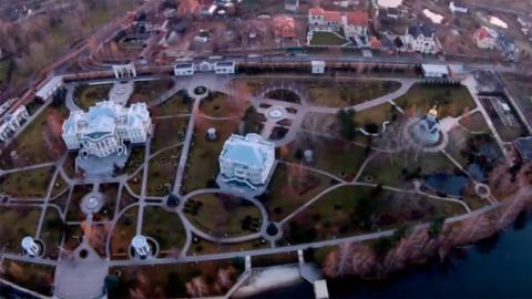 Игорь Луценко показал шикарный особняк Порошенко (ВИДЕО) Игорь Луценко показал шикарный особняк Порошенко (ВИДЕО)