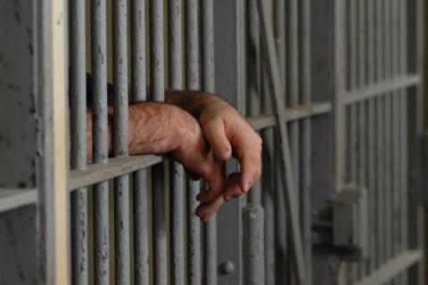 В Бразилии во время бунта в тюрьме погибли трое заключенных В Бразилии во время бунта в тюрьме погибли трое заключенных