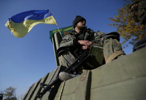 На выставке военной техники представили флаг из-под Иловайска На выставке военной техники представили флаг из-под Иловайска
