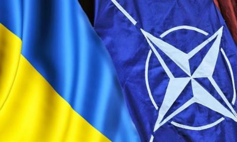 Больше половины украинцев поддерживают вступление страны в ЕС Больше половины украинцев поддерживают вступление страны в ЕС