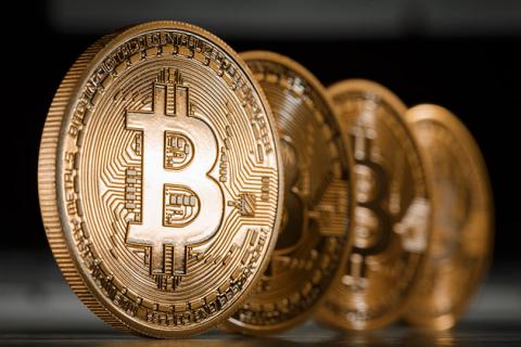 Биткоины скоро станут альтернативой валюты Биткоины скоро станут альтернативой валюты