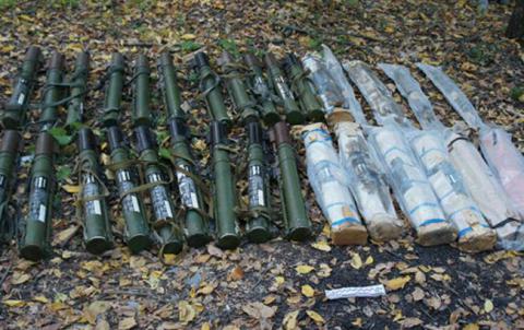 В зоне АТО обнаружили два тайника В зоне АТО обнаружили два тайника