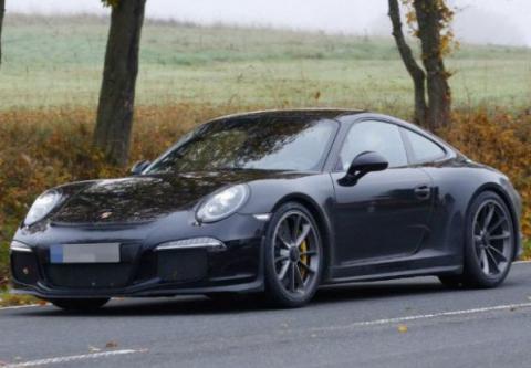 Юбилейный Porsche 911 R "словили" на тест-драйве (ФОТО)