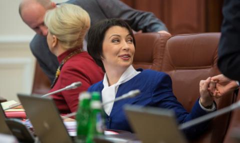 На Лукаш надели электронный браслет На Лукаш надели электронный браслет