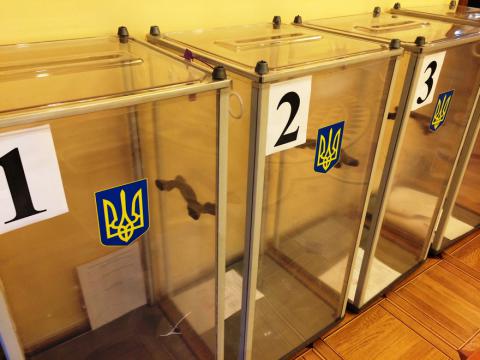 Парламент выбрал дату проведения выборов в Мариуполе и Красноармейске