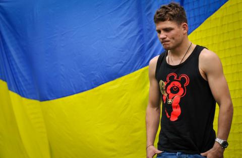 Беринчик досрочно победил Анианву Беринчик досрочно победил Анианву