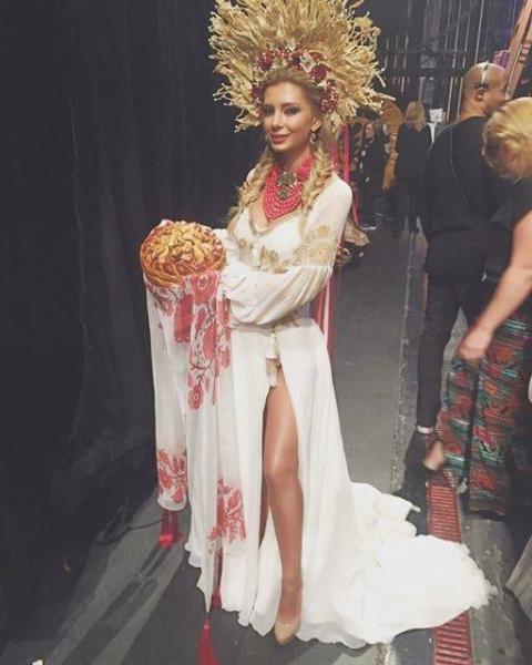 Украинка на конкурсе Мисс Вселенная показала удивительный костюм (ФОТО)