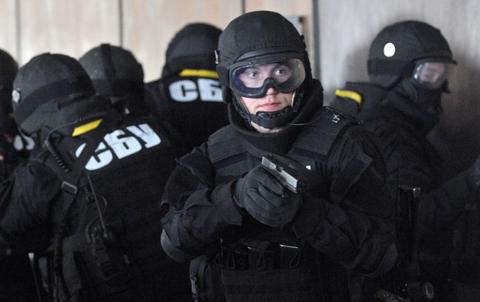Украинские силовики проводят масштабную спецоперацию в Авдеевке