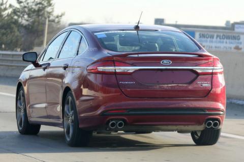 Ford Fusion. Фотошпионы показали обновленный седан без камуфляжа (ФОТО)