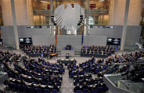Бундестаг настаивает на введении санкций в отношении Варшавы