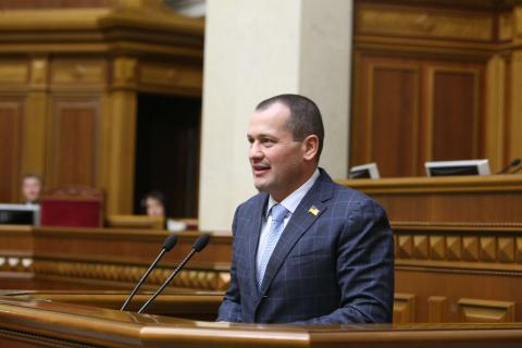 Артур Палатный: "На поддержку ДЮСШ правительство должно выделить дополнительные субвенции" Артур Палатный: "На поддержку ДЮСШ правительство должно выделить дополнительные субвенции"