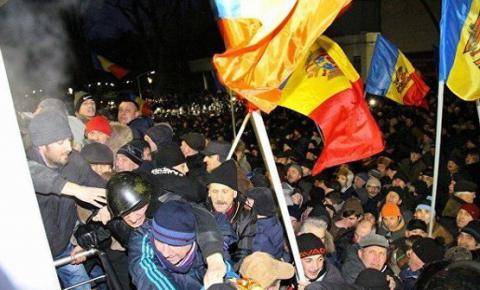 Революция в Молдове: в Кремле еще не определились, кого назвать "хунтой"