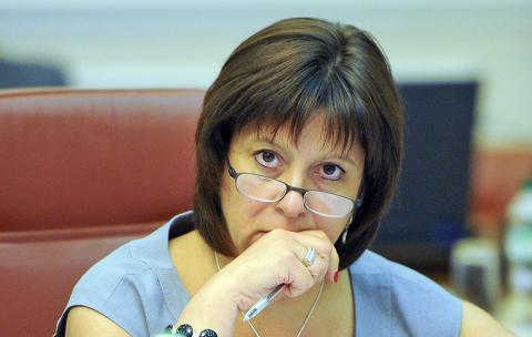 Украина сможет избежать иска из-за долгов, - Яресько Украина сможет избежать иска из-за долгов, - Яресько