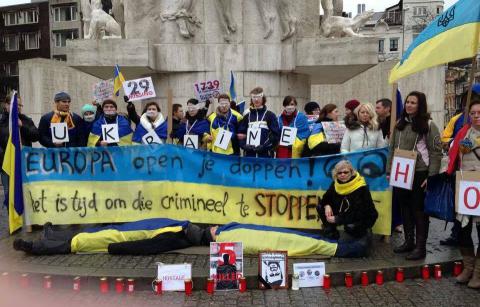 Голландский "тормоз" для украинского европрорыва, - комментарии дипломатов Голландский "тормоз" для украинского европрорыва, - комментарии дипломатов
