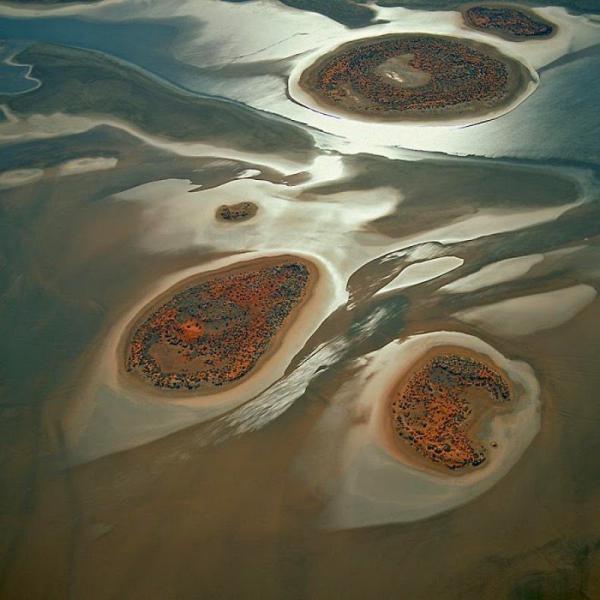 Австралийский шедевр, или что из себя представляет озеро Амадеус (ФОТО)