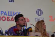 Остроумно и мило. Брежнева и Зеленский рассказали о своем новом фильме о любви (ФОТОРЕПОРТАЖ) Остроумно и мило. Брежнева и Зеленский рассказали о своем новом фильме о любви (ФОТОРЕПОРТАЖ)