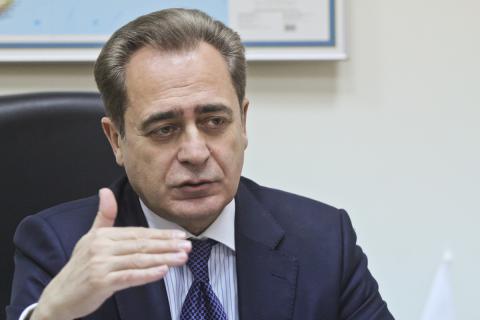 Михаил Резник: "Без поддержки государства электромобилей в Украине не будет. Ведь даже Tesla - убыточна..." Михаил Резник: "Без поддержки государства электромобилей в Украине не будет. Ведь даже Tesla - убыточна..."