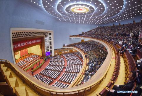 Китай ставит новые цели: все ради партии, реформ, закона и процветания