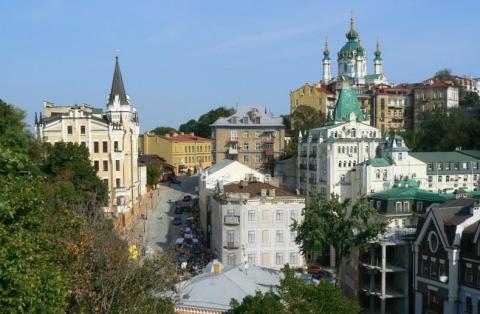 Город Киев превращается в село большого масштаба, - эксперты
