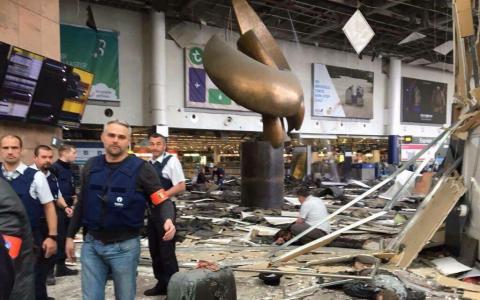 Теракты в Брюсселе: Европе пора привыкать жить в чрезвычайных условиях?