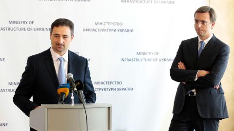 "Укрпочту" государство не продаст, – В.Омелян