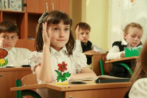 В Киеве госадминистрация отбирает помещение у частной школы "Олимп" В Киеве госадминистрация отбирает помещение у частной школы "Олимп"