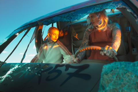 Психоделический ролик Stella McCartney: клоуны и атомные бомбы (ВИДЕО) Психоделический ролик Stella McCartney: клоуны и атомные бомбы (ВИДЕО)