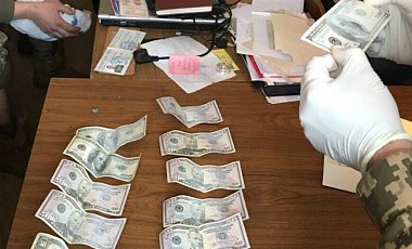Под Харьковом сотрудник военкомата задержан на взятке в $700