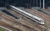 В Китае тестируют новый сверхдлинный поезд