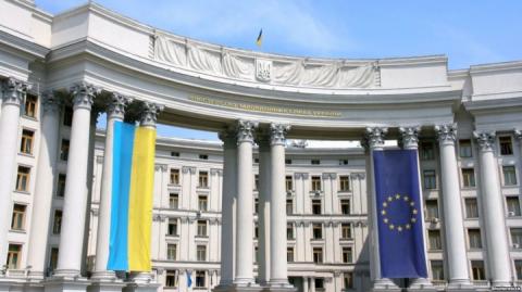 В МИД ответили на претензии РФ за недопуск россиян к выборам в Украине